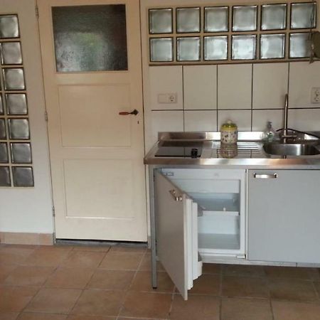 Studio-Appartement In Paardenstal Colijnsplaat 外观 照片